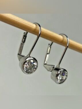 Nina Ricci rhodium-plated leverback drop earrings